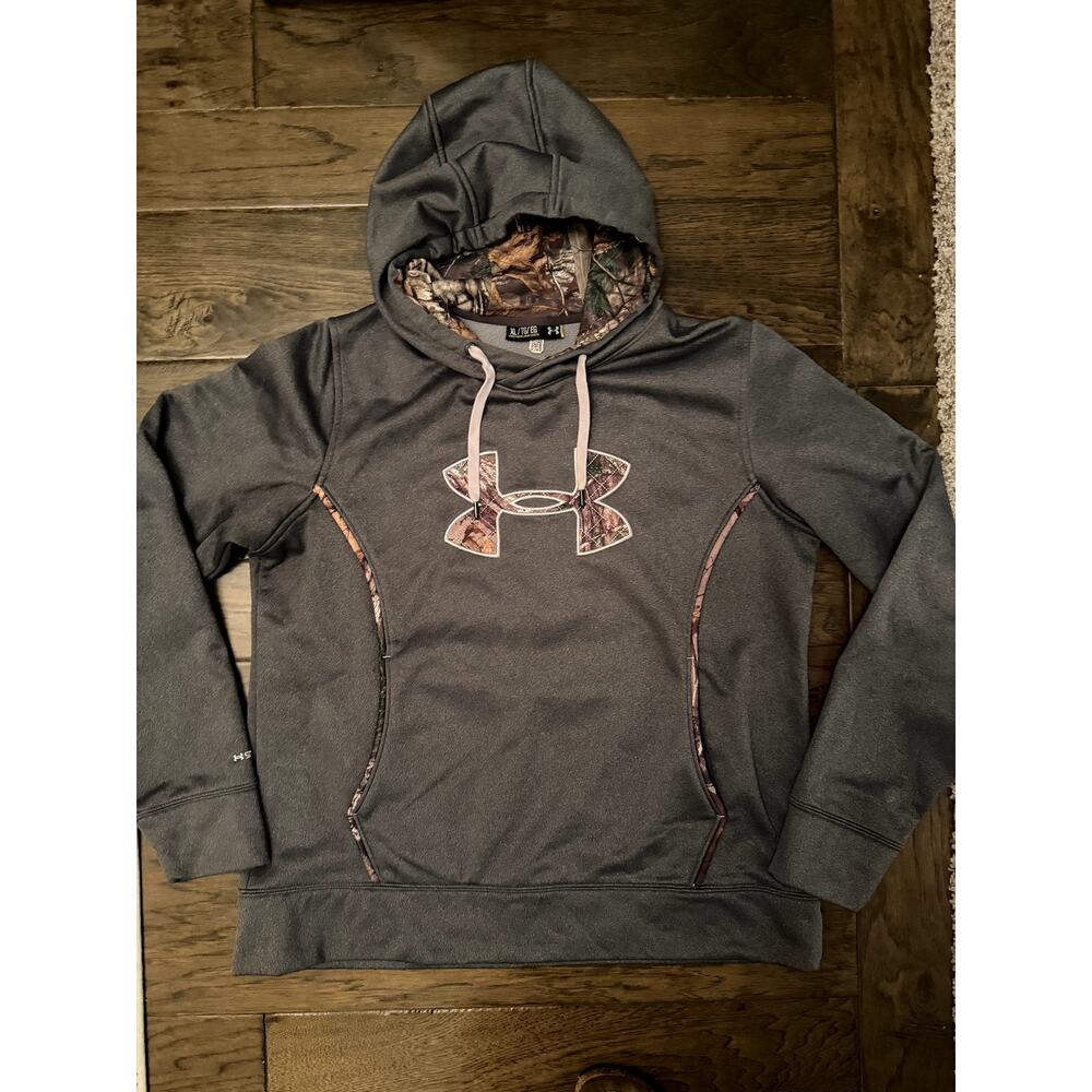 Under Armour Storm Camo Logo Hoodie Women's‎ XL - Cozy & Stylish